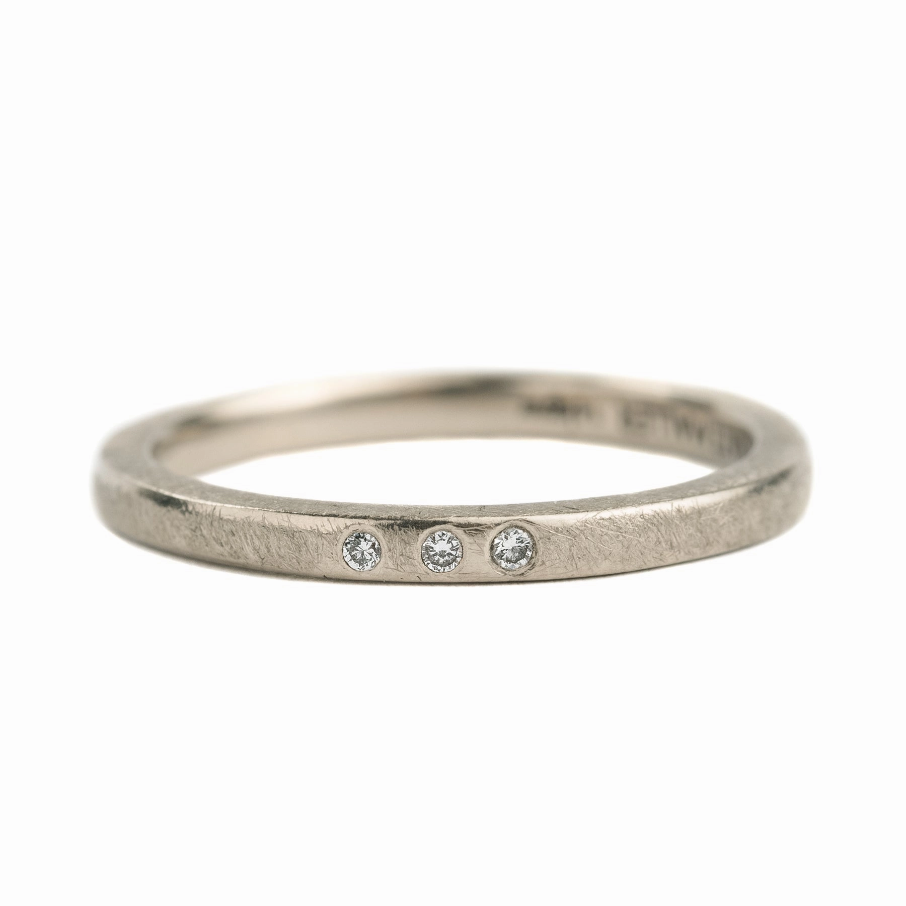 Everyday Layer Dainty Form 14kpw Illuminated Stacker