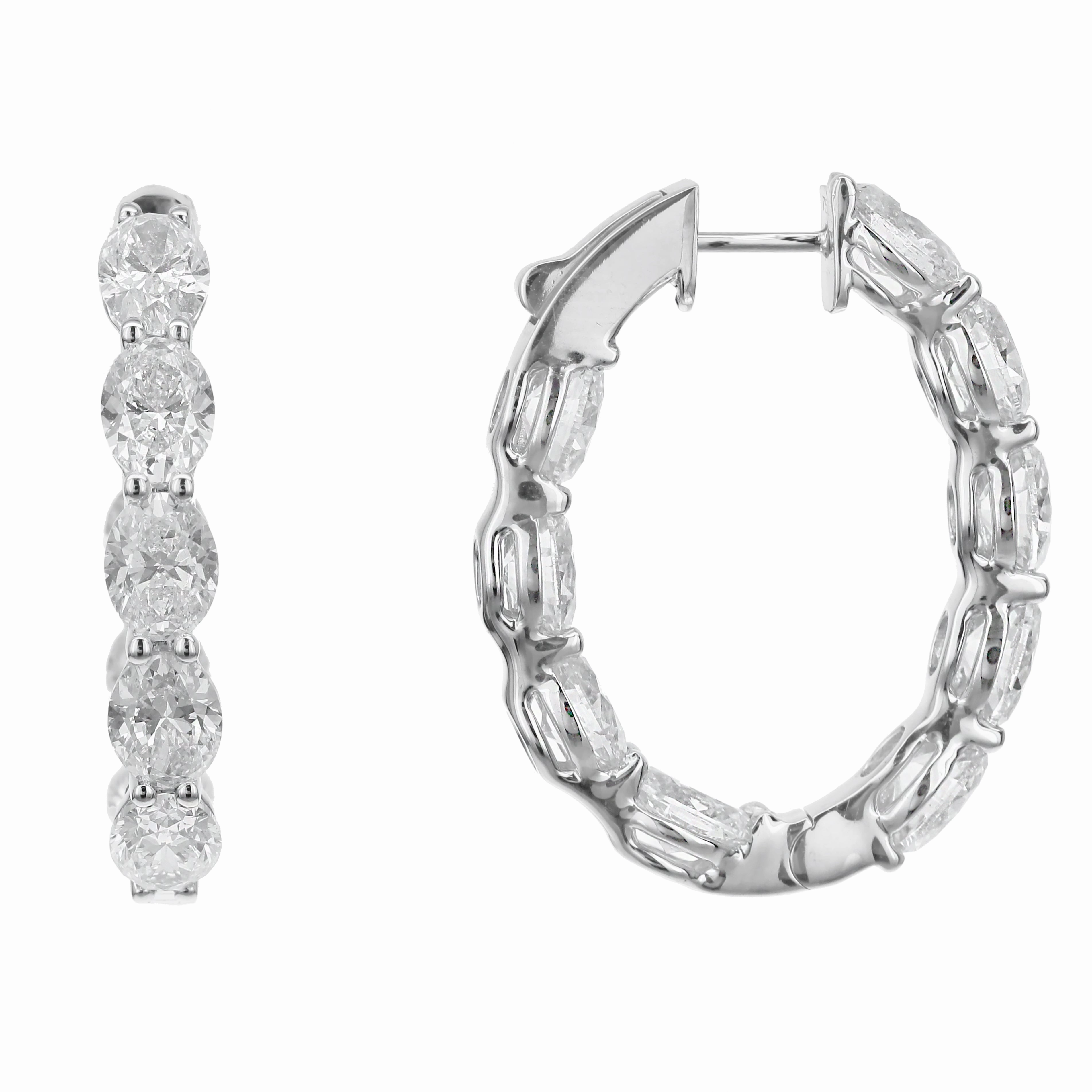 Minimalist Creation 18kw Diamond Oval Inside Out Hoop Earrings (3.95cttw)