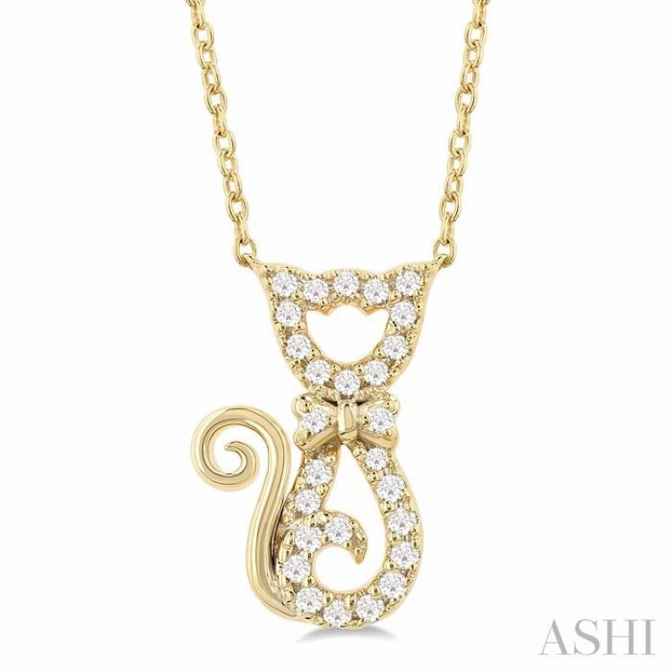 1/10 Ctw Cat Shape Petite Single Cut Diamond Fashion Pendant With Chain in 10K Yellow Gold For Success