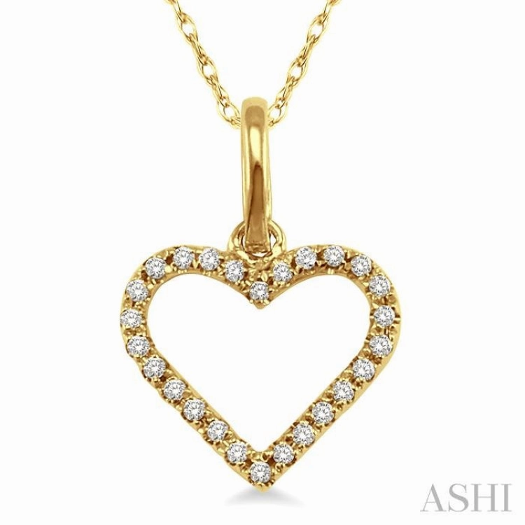 1/10 Ctw Round Cut Diamond Heart Shape Pendant in 10K Yellow Gold with Chain Gorgeous Accessory Luxury Jewelry