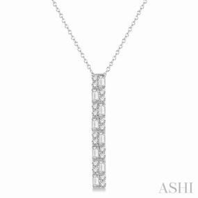 Attractive Accessory Vintage Edge 1/2 Ctw Basket Weave Baguette and Round Cut Diamond Pendant With Chain in 14K White Gold