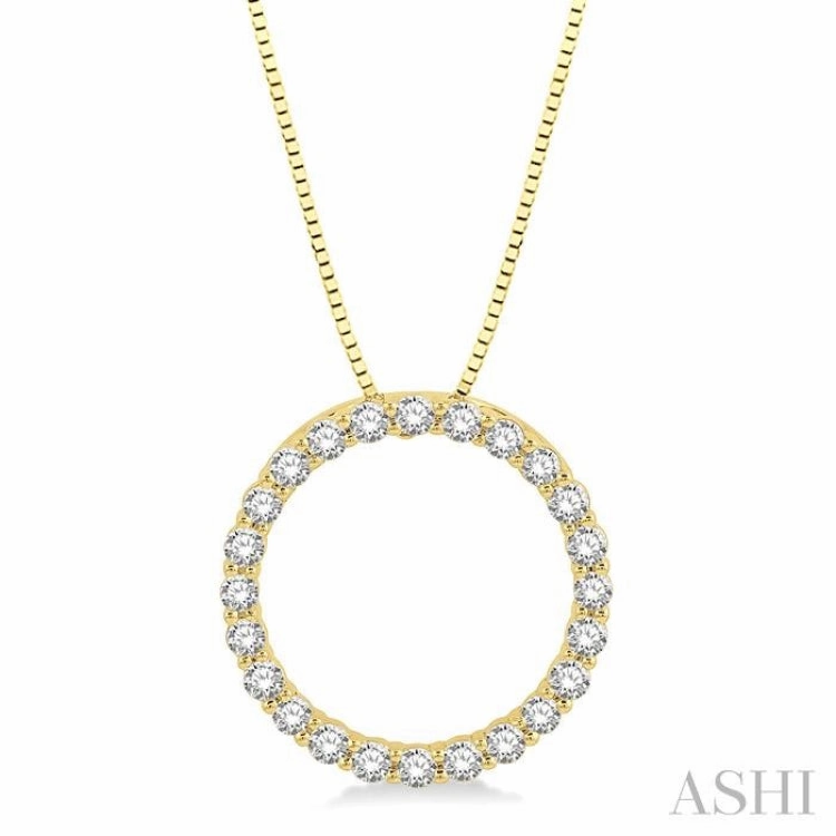 Anniversary Present 1/2 Ctw Circle of Love Round Cut Diamond Pendant With Chain in 14K Yellow Gold