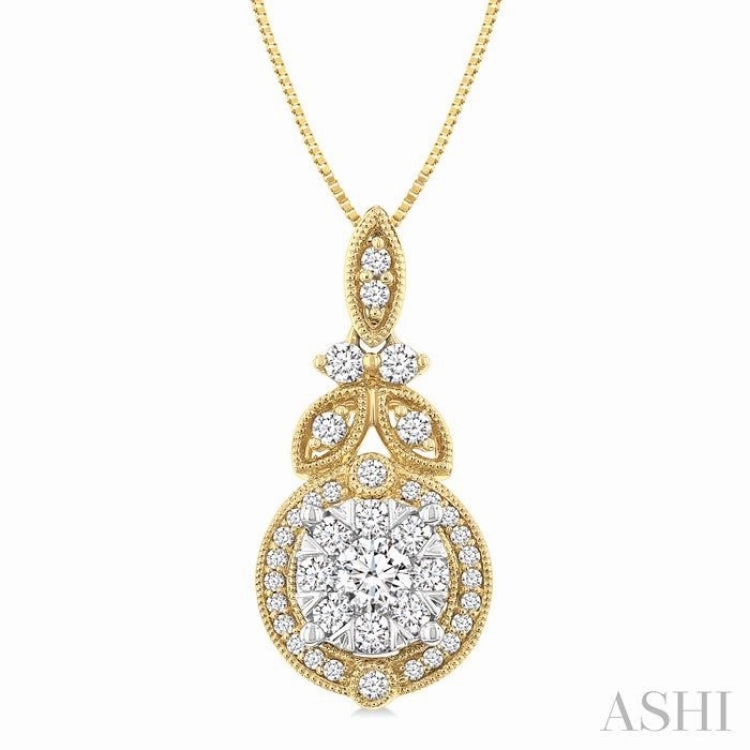 1/2 Ctw Lovebright Circular Shape Round Cut Diamond Pendant With Chain in 14K Yellow and White Gold Travel Look