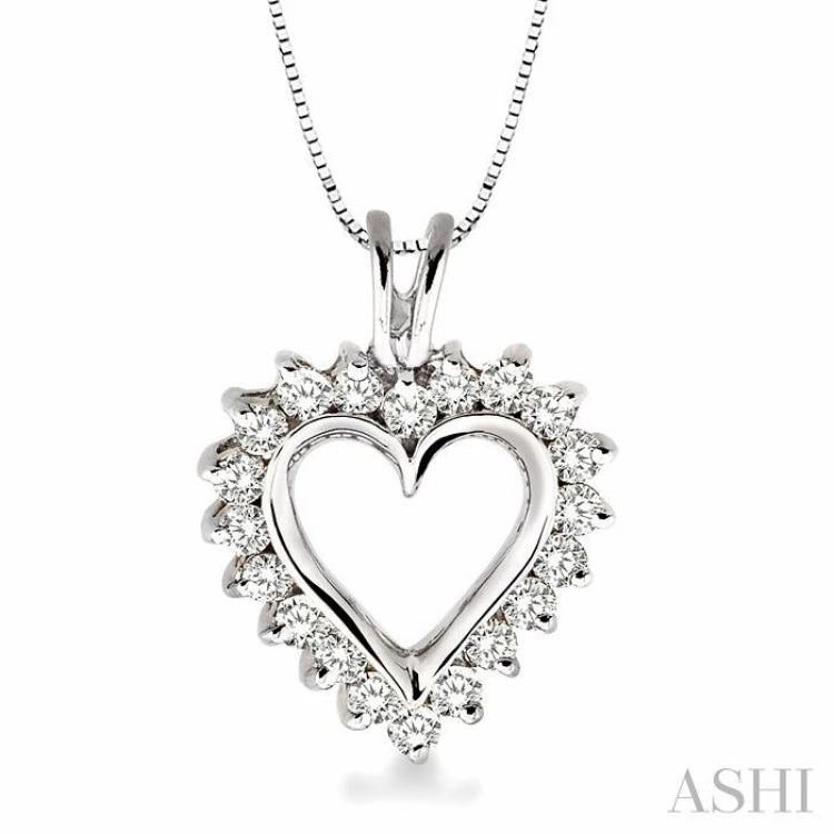 1/2 Ctw Round Cut Diamond Heart Pendant in 14K White Gold with Chain Rural Chic Fashionable Gift