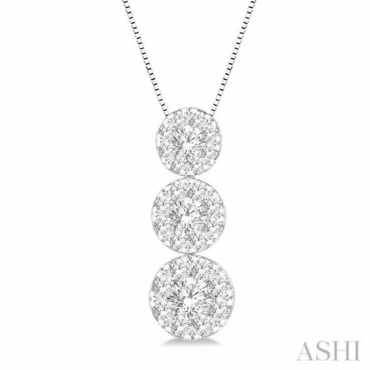 1/3 Ctw Lovebright 3 stone Essential Round Cut Diamond Pendant with Chain in 14K White Gold Anniversary Style Excellent Present