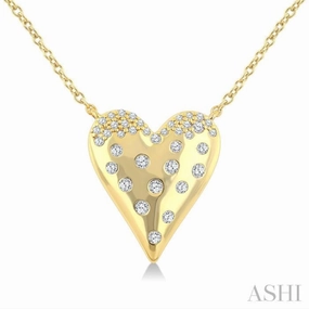 1/5 Ctw Round Cut Diamond Heart Mosaic Pendant With Chain in 10K Yellow Gold Runway Ready Delicate Design