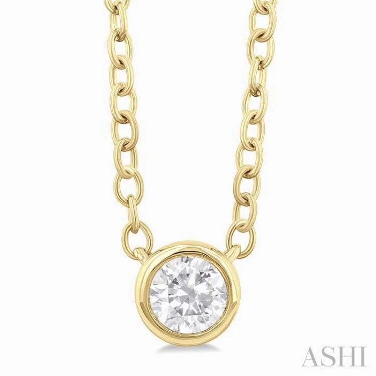 1/6 Ctw Petite Bezel Set Round Cut Diamond Fashion Pendant With Chain in 10K Yellow Gold Classic Item