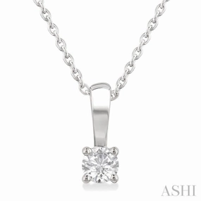 1/6 Ctw Prong Set Round Cut Diamond Solitaire Pendant With Chain in 14K White Gold Family Accent