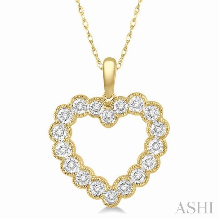 Mindful Item 1/8 Ctw Heart Charm Round Cut Diamond Pendant With Link Chain in 10K Yellow Gold
