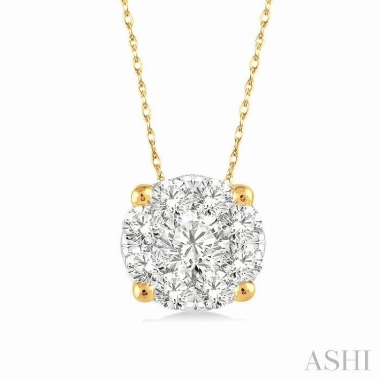 Exquisite Gift 1/8 Ctw Lovebright Round Cut Diamond Pendant in 14K Yellow and White Gold with Chain
