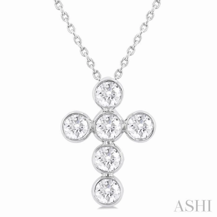 Ethnic Jewelry 1 Ctw Round Cut Diamond 6-Stone Bezel Set Cross Pendant With Chain in 14K White Gold