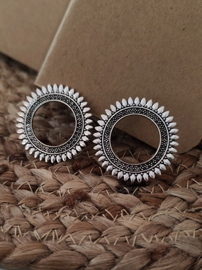 Vibrant Trinket Oxidized silver circle earrings resin jhumka findings ESS211