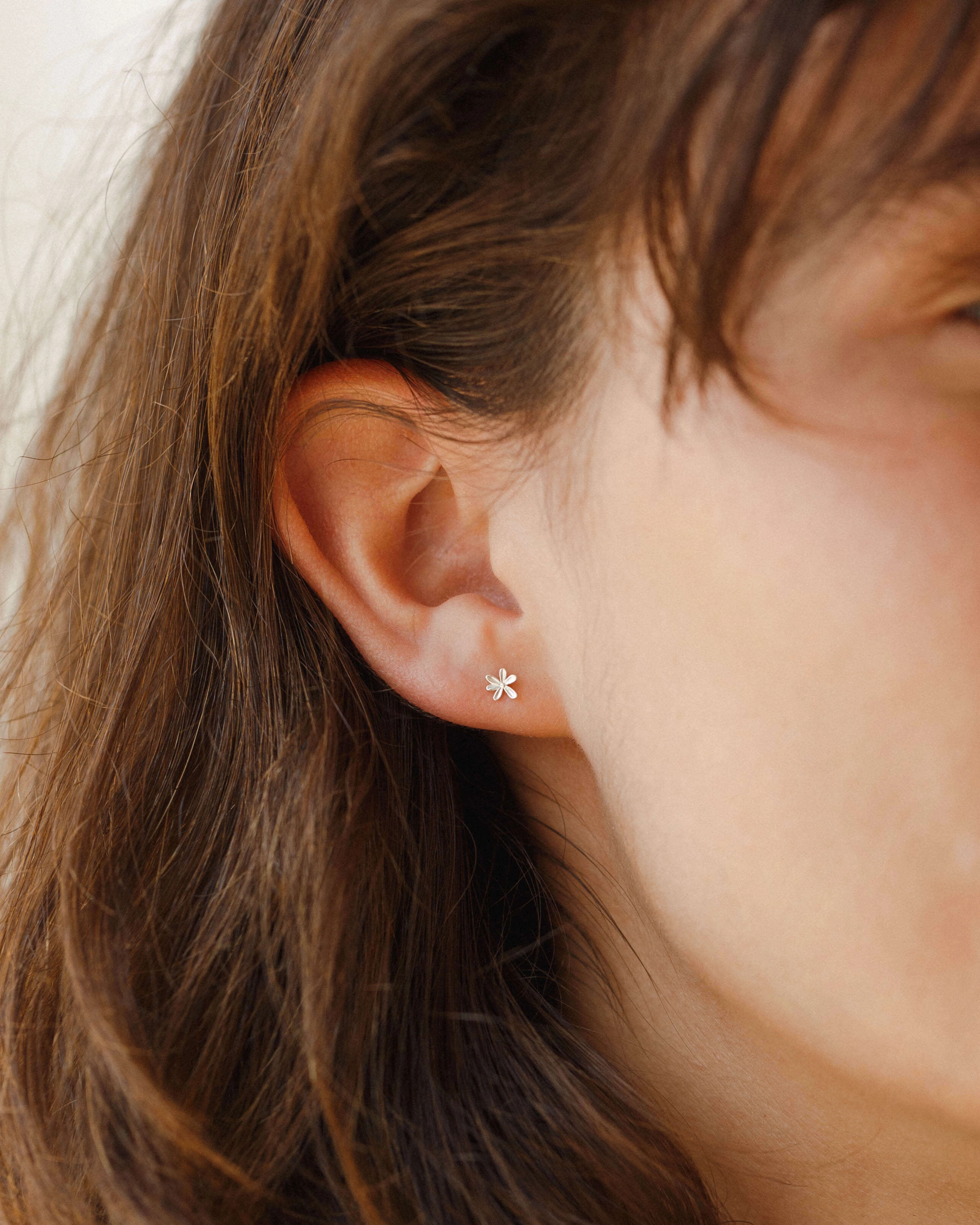 Blossom Studs Daytime Piece Splendid Accessory