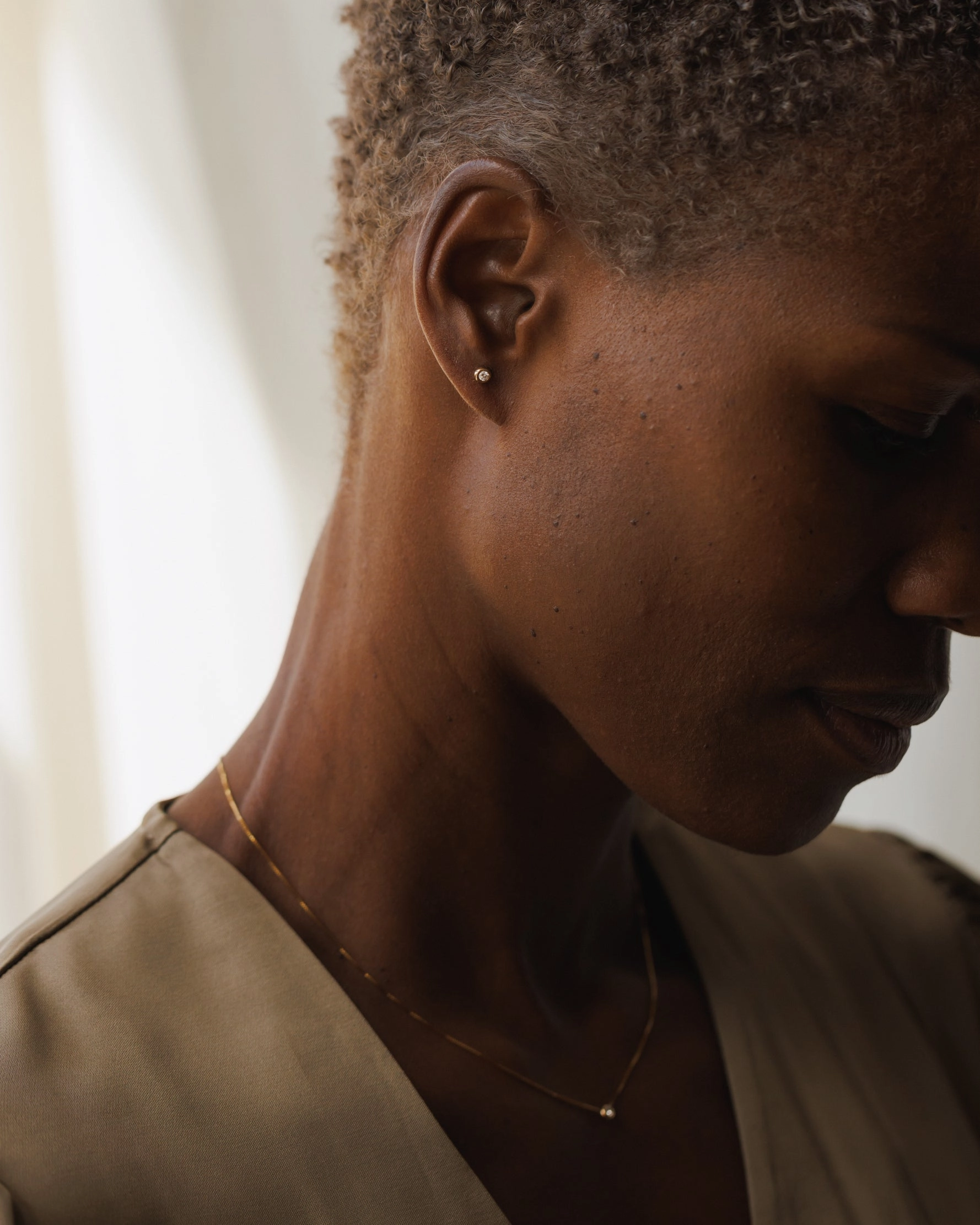 Gaia Diamond Solitaire Studs Small Decoration Polygonal Item