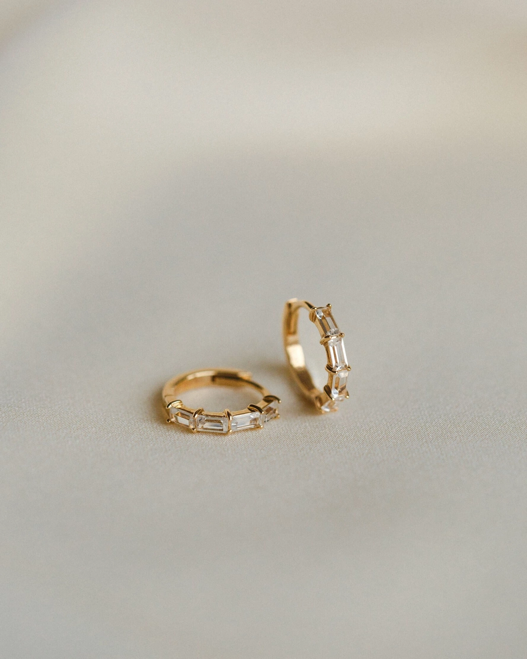 Shiny Style Nouveau White Sapphire Huggie Hoops