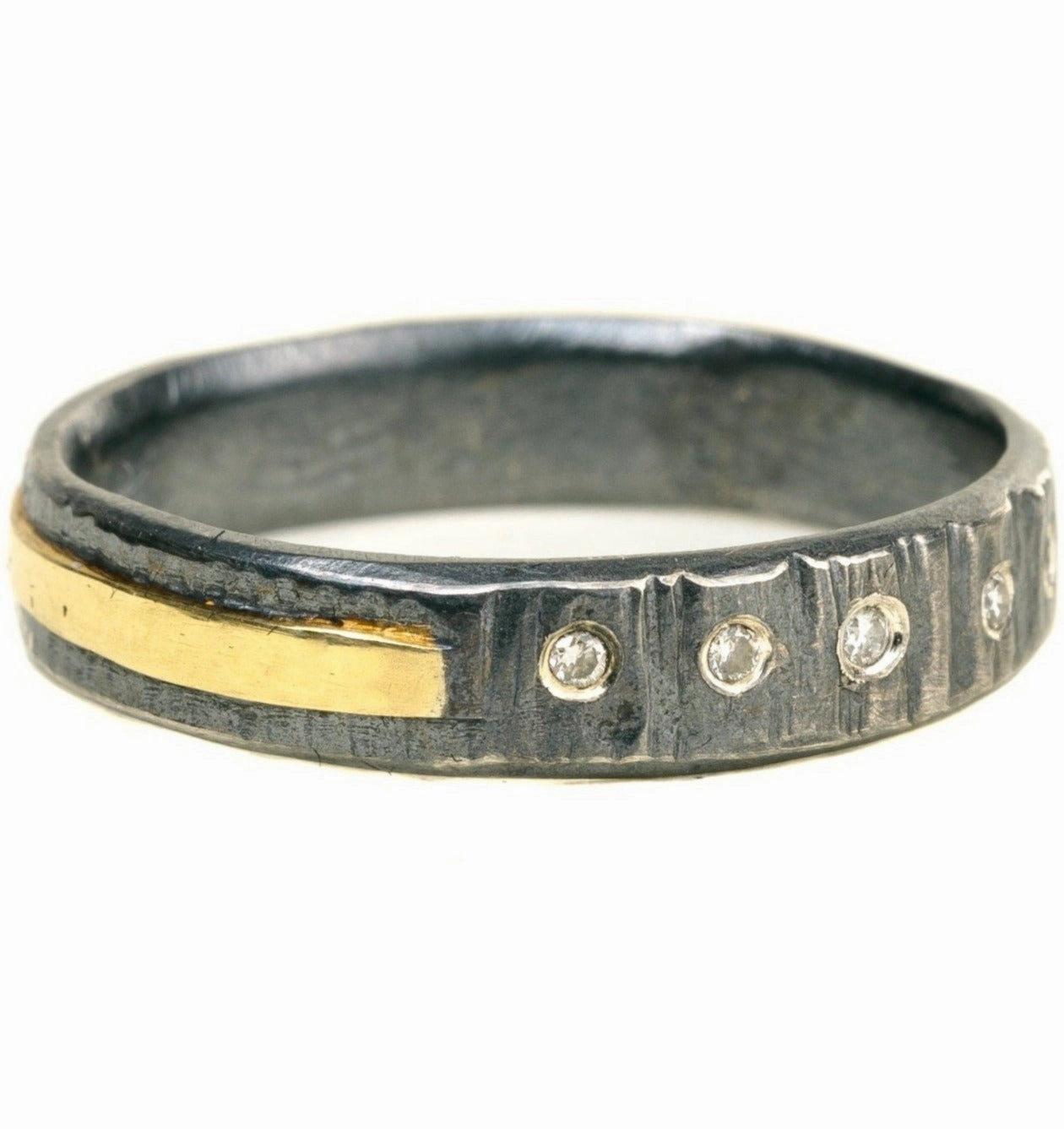Classic Aspen Band - 18k gold, Oxidized Silver   Reclaimed Diamonds Silk Finish Zoom Focus