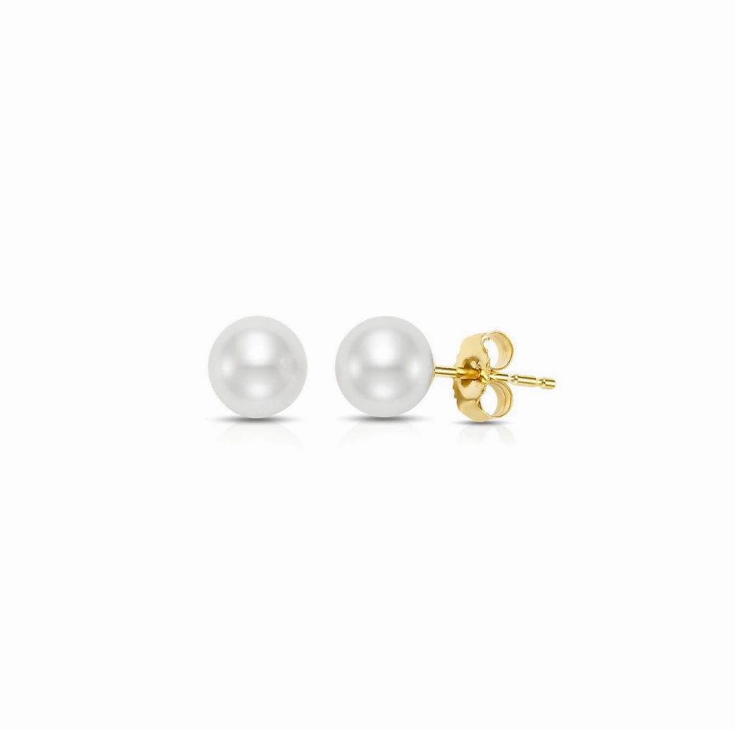 Classic Pearl Studs Stylish Decor