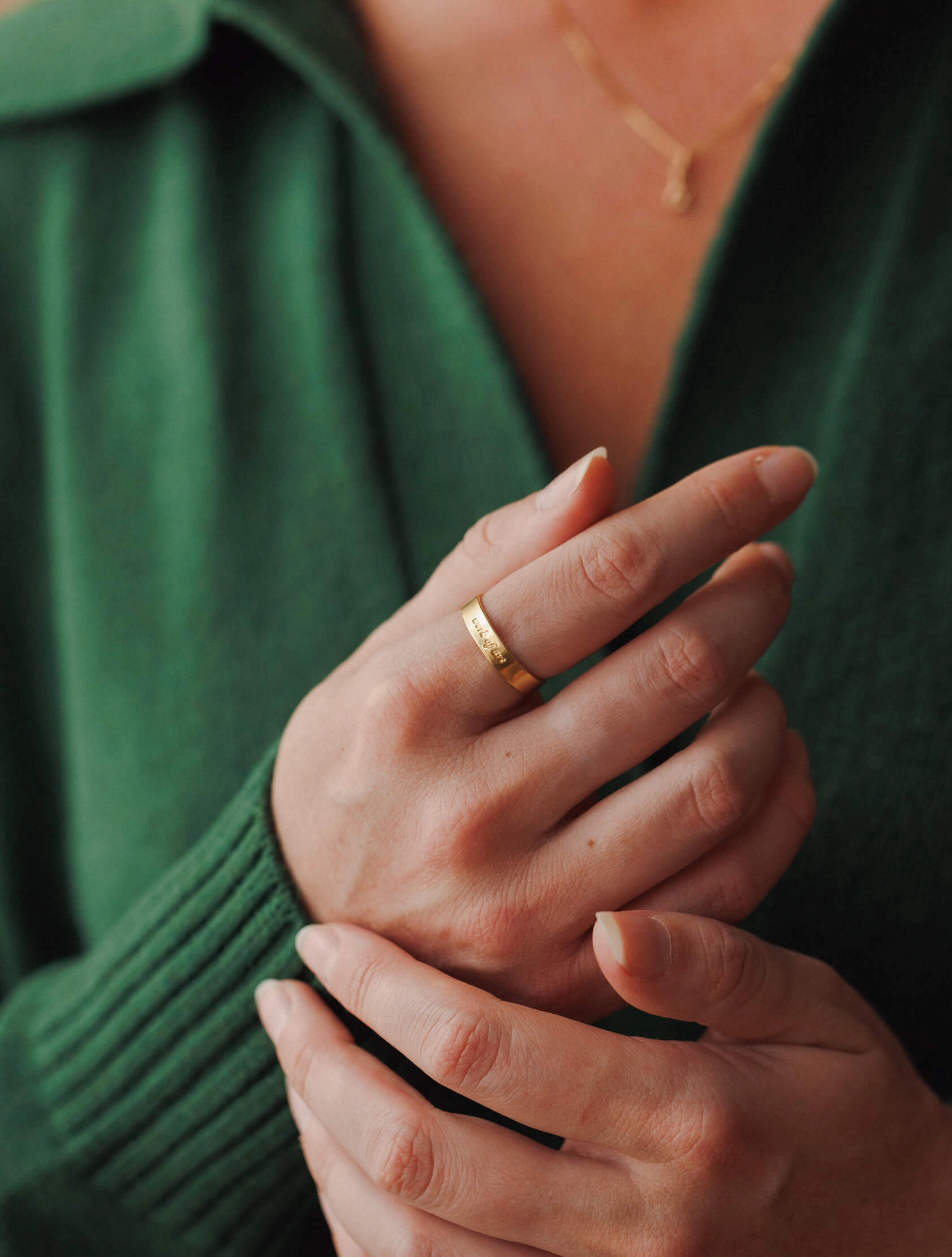 Work of Art Meuse Band Modern Aesthetic Bright Shine