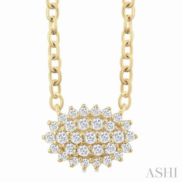 1/6 Ctw Petite East-West Set Oval Shape Round Cut Diamond Cluster Fashion Pendant With Chain in 10K Yellow Gold Layered Look