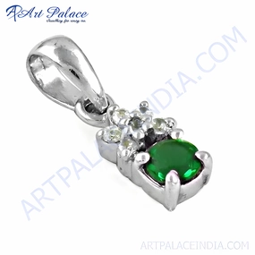 Mother??s Accent Stunning Green Glass CZ Gemstone Silver Pendant - Elegant Jewelry