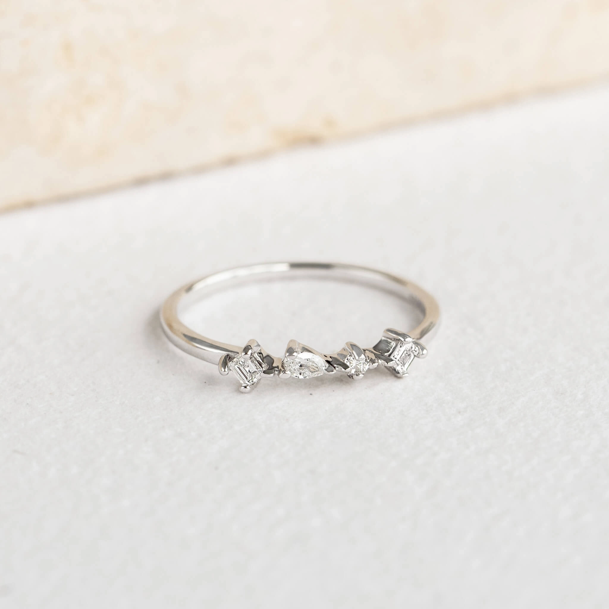 Diamond Ring White Gold - Ilse Luxe Delicate Token Exquisite Accessory
