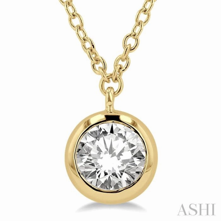 1/2 Ctw Round Cut Diamond Pendant With Chain in 14K Yellow Gold Petite Present Minimalist Accent