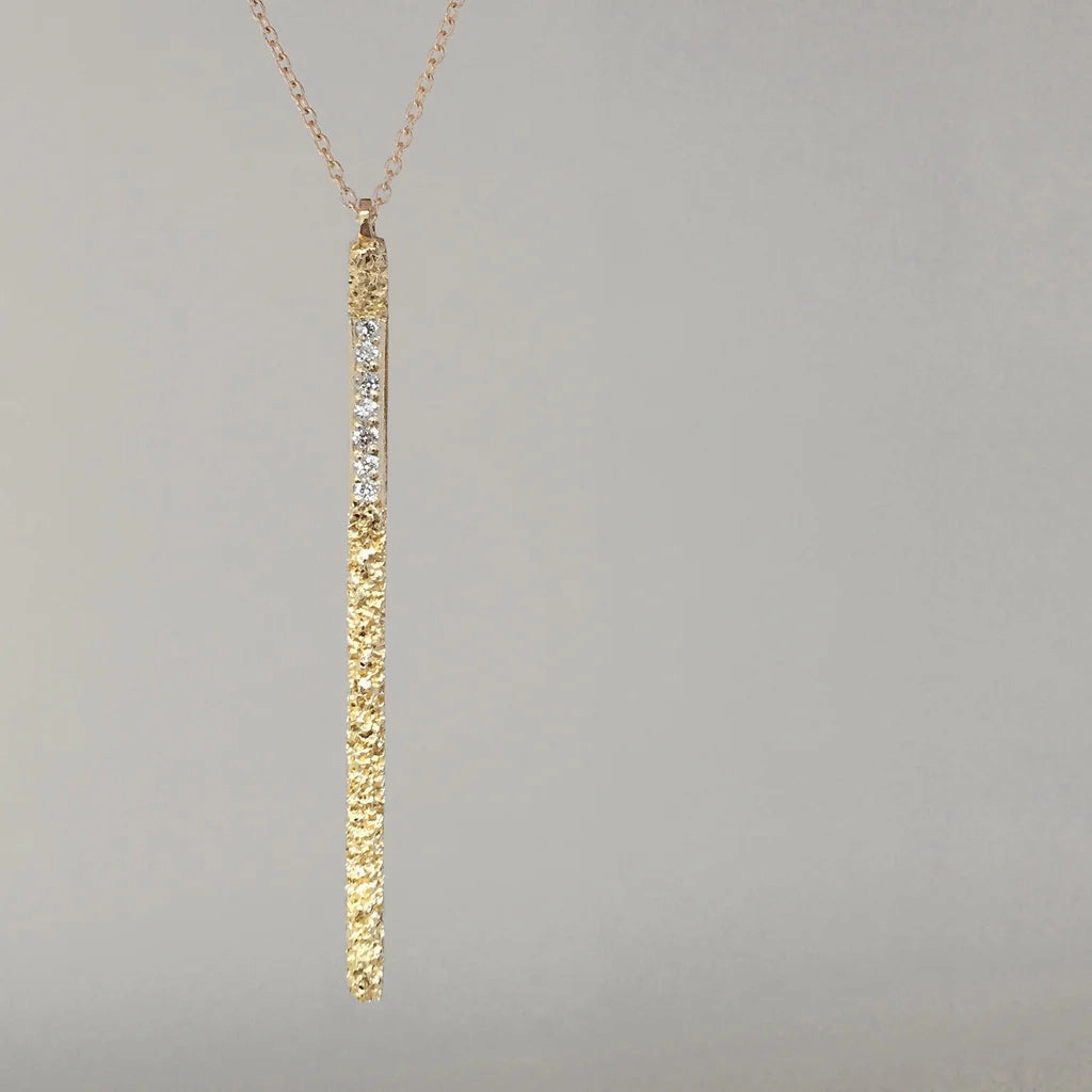 Balanced Detail Allure Detail Moss Stick Necklace - 14k Gold   Diamonds