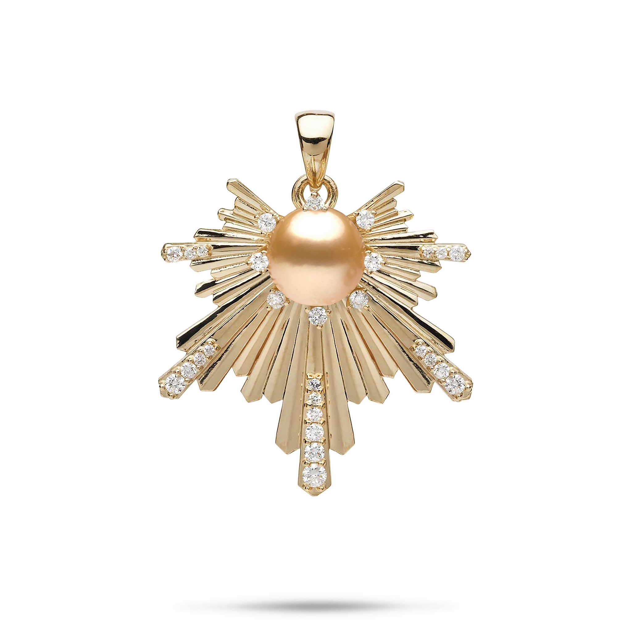 Multiple Piece Item E Ho???la South Sea Gold Pearl Pendant in Gold with Diamonds - 27mm