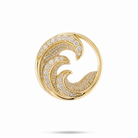 Nalu Pendant in Gold with Diamonds - 26mm Heirloom Item Simple Detail