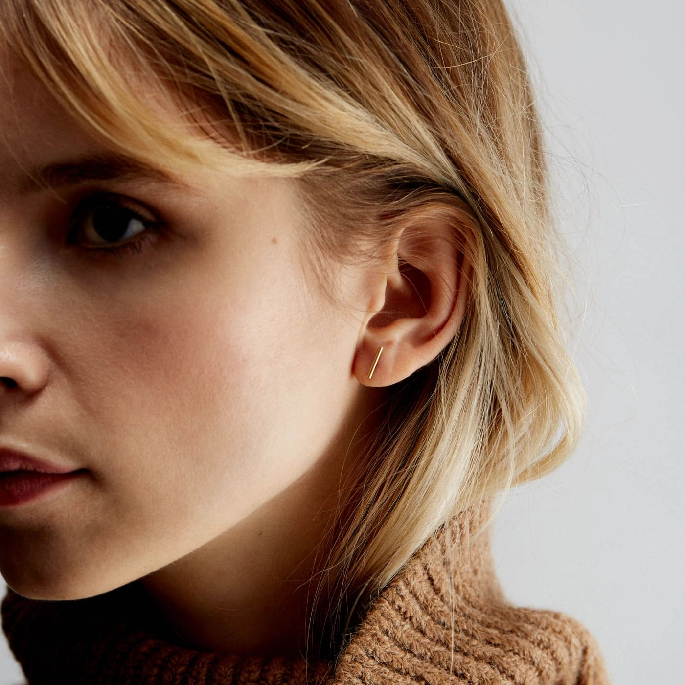 Staple Studs Dainty Embellishment