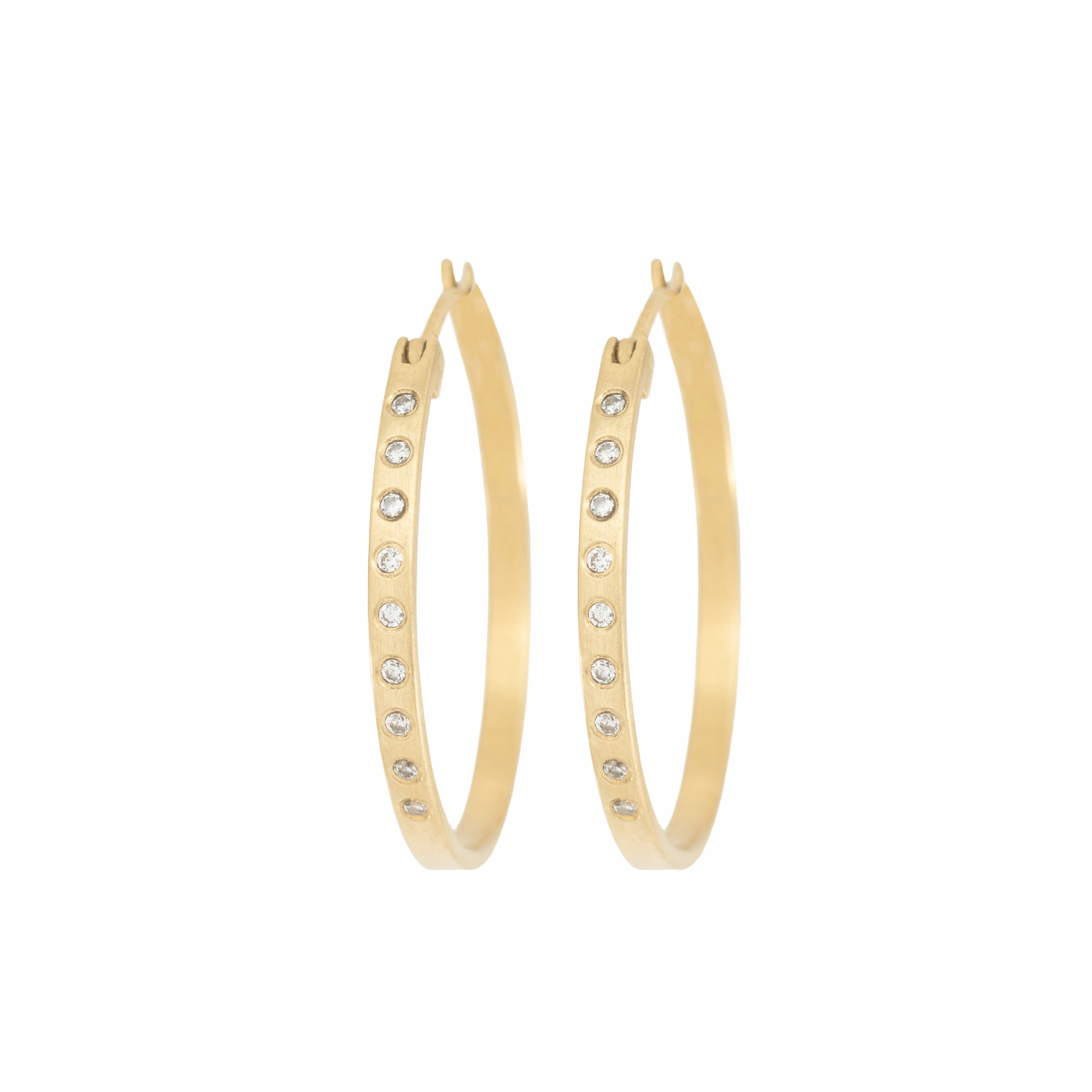 Chic Flow Fav Gold Hoops - 18ky Gold   VS Diamonds