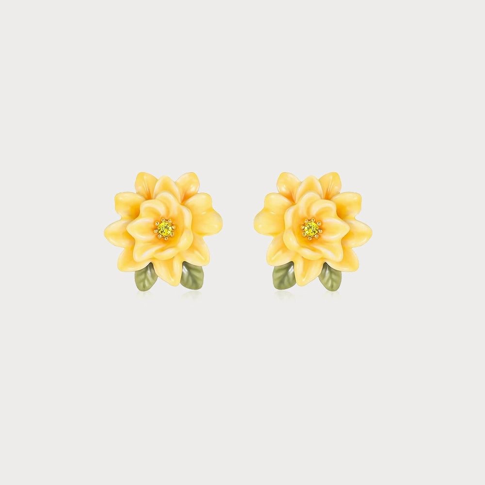 Gardenia Stud Earrings Fashionable Glow