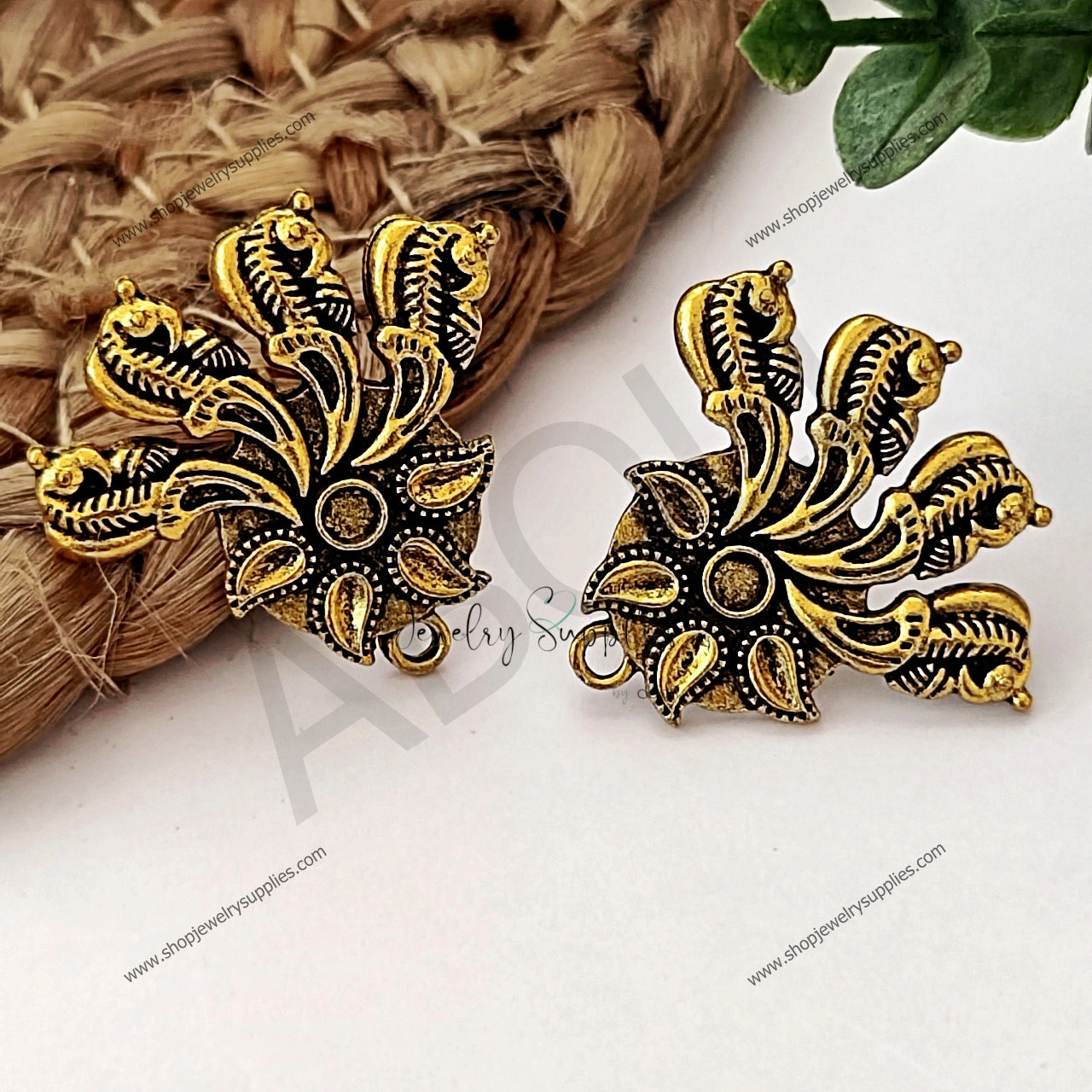 Adorable Accessory Bohemian Trinket Golden stud earrings components metal earrings findings ESG92
