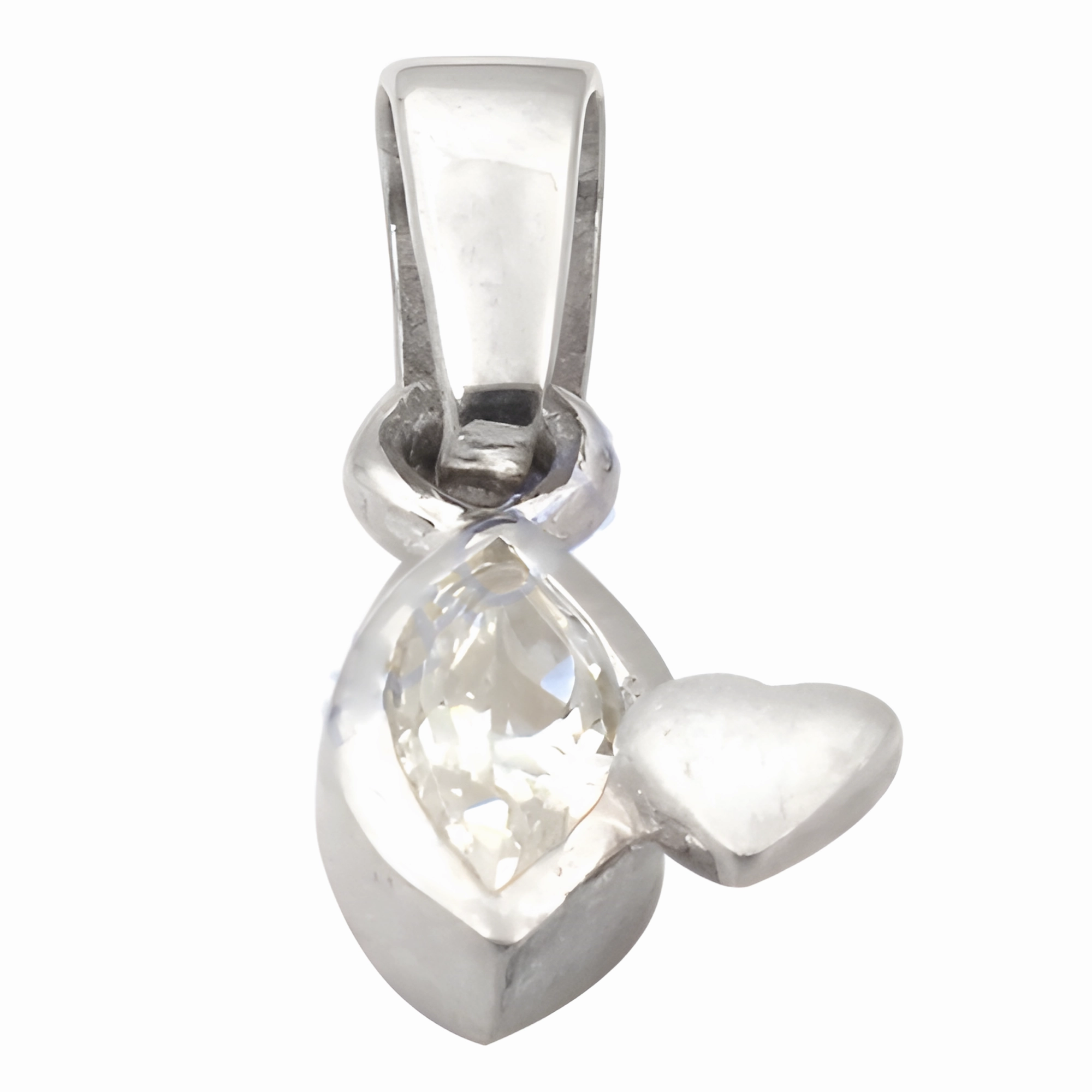 art show Heart-Shaped Cubic Zirconia Silver Pendant Jewelry a??? Elegant & Affordable