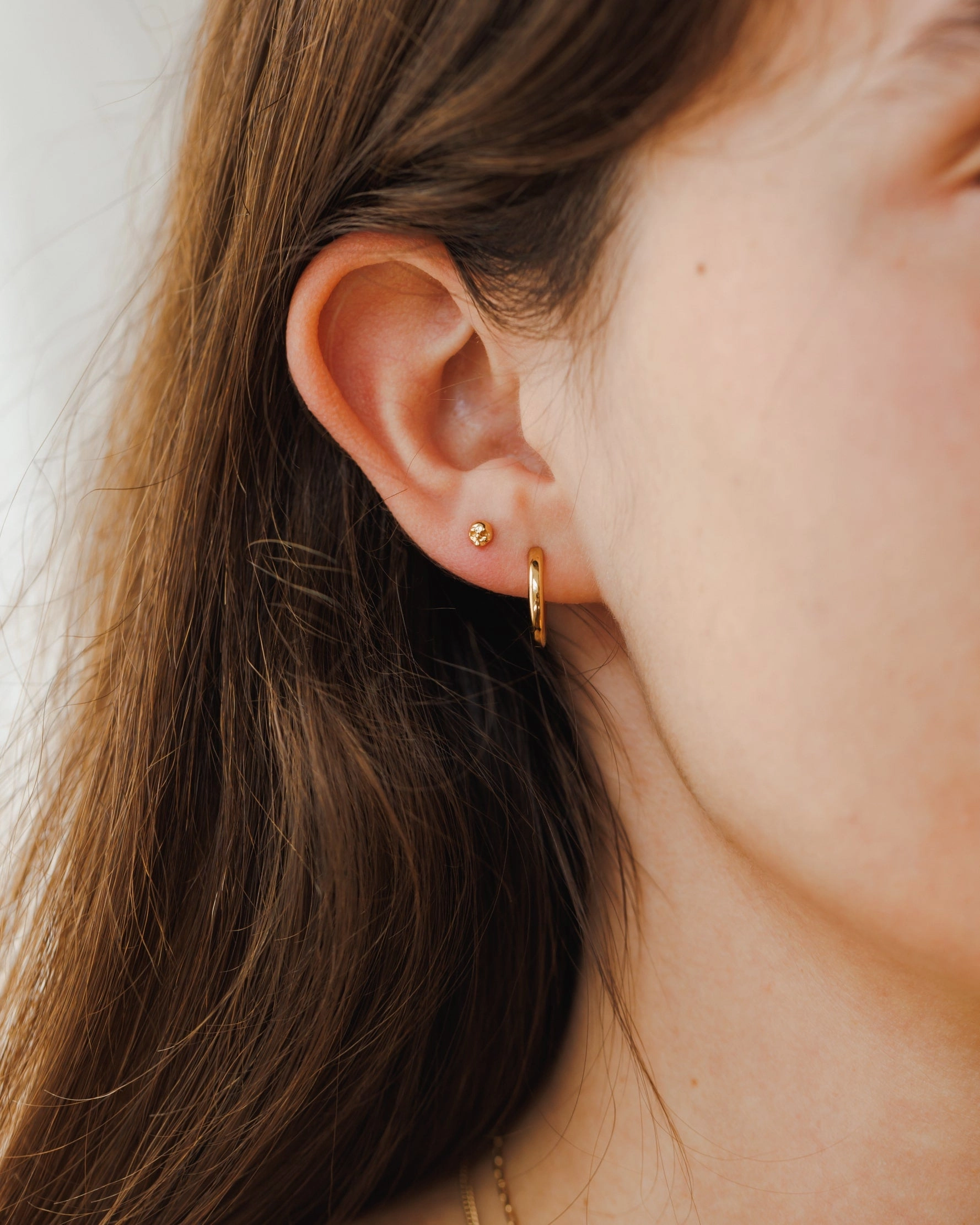 Stunning Piece Attractive Decor Skull Studs