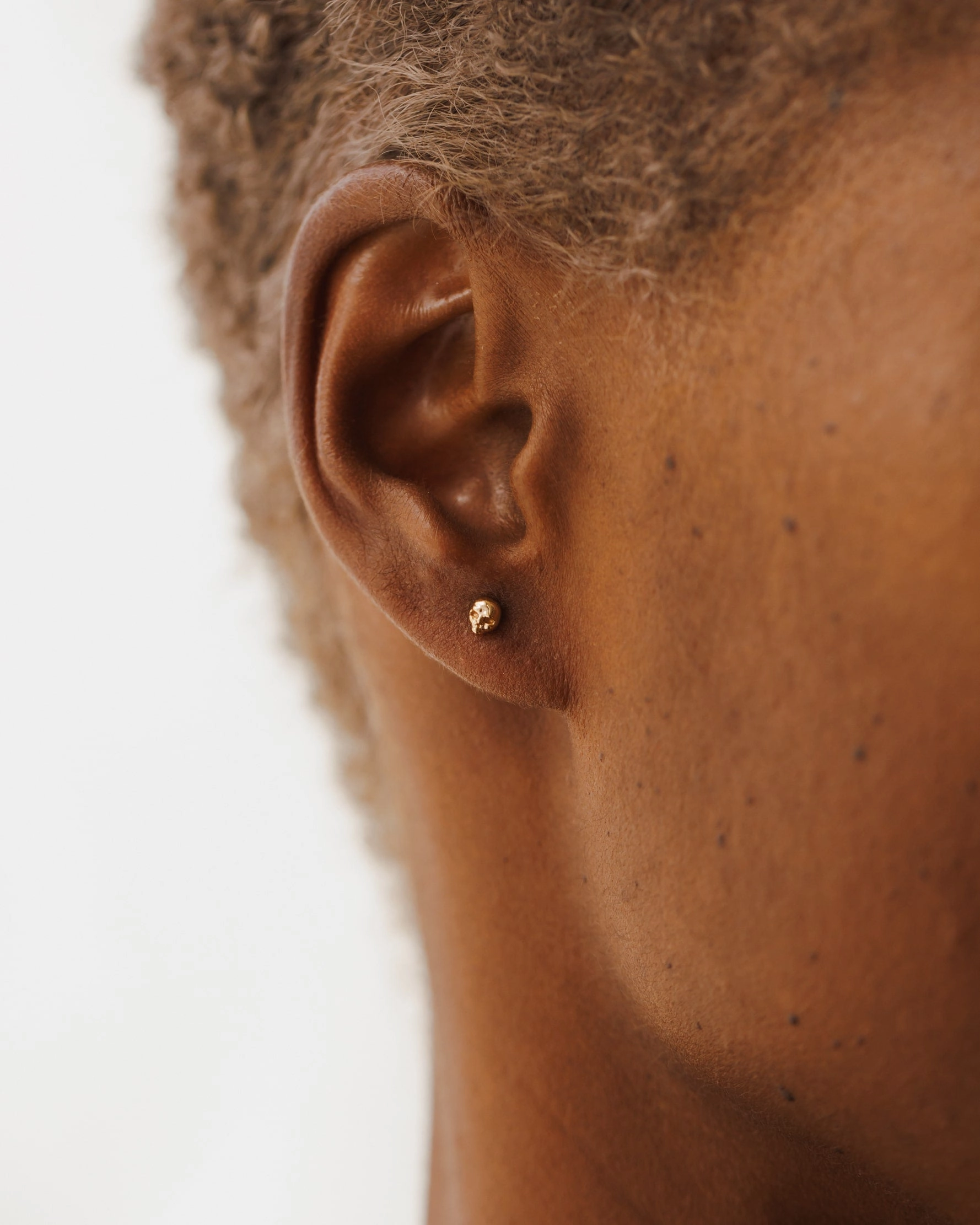 Skull Studs Stunning Ornament Embellished Accessory