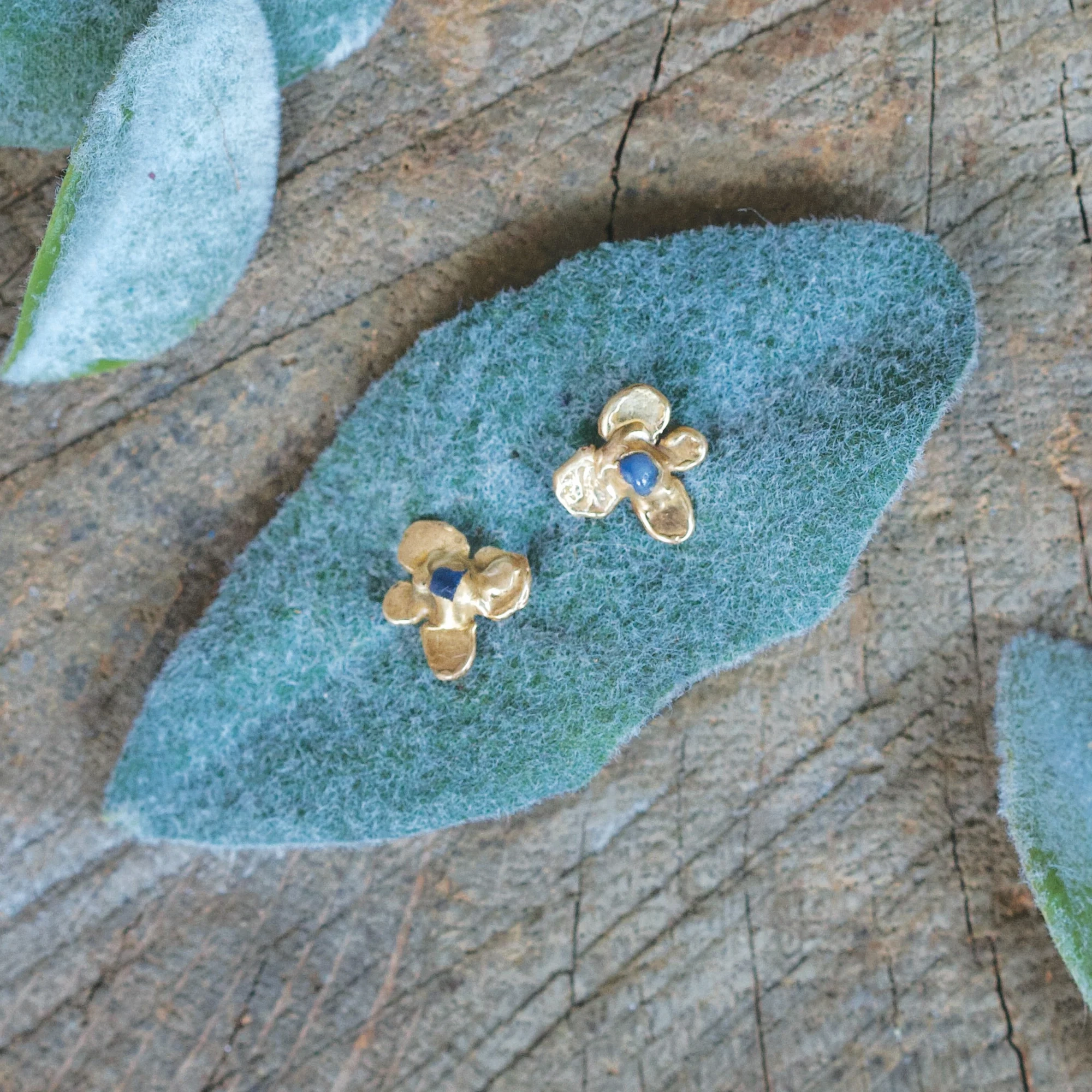 Elegant Pop Hydrangea Bud Studs - Brass, Blue Sapphire   Silver
