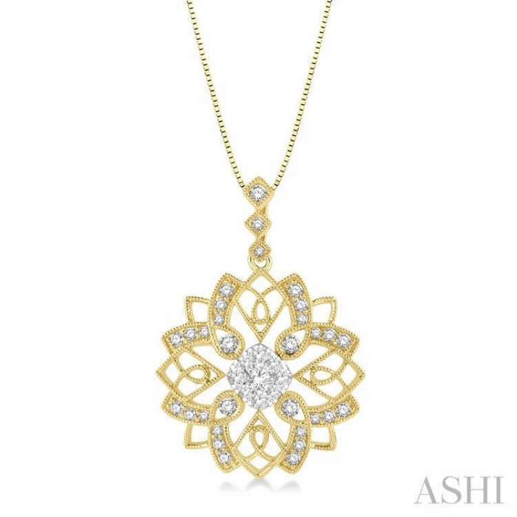 5/8 Ctw Floral Lattice Two Tone Cushion Shape Center Lovebright Round Cut Diamond Pendant With Chain in 14K Yellow and White Gold Travel Present Warm Style