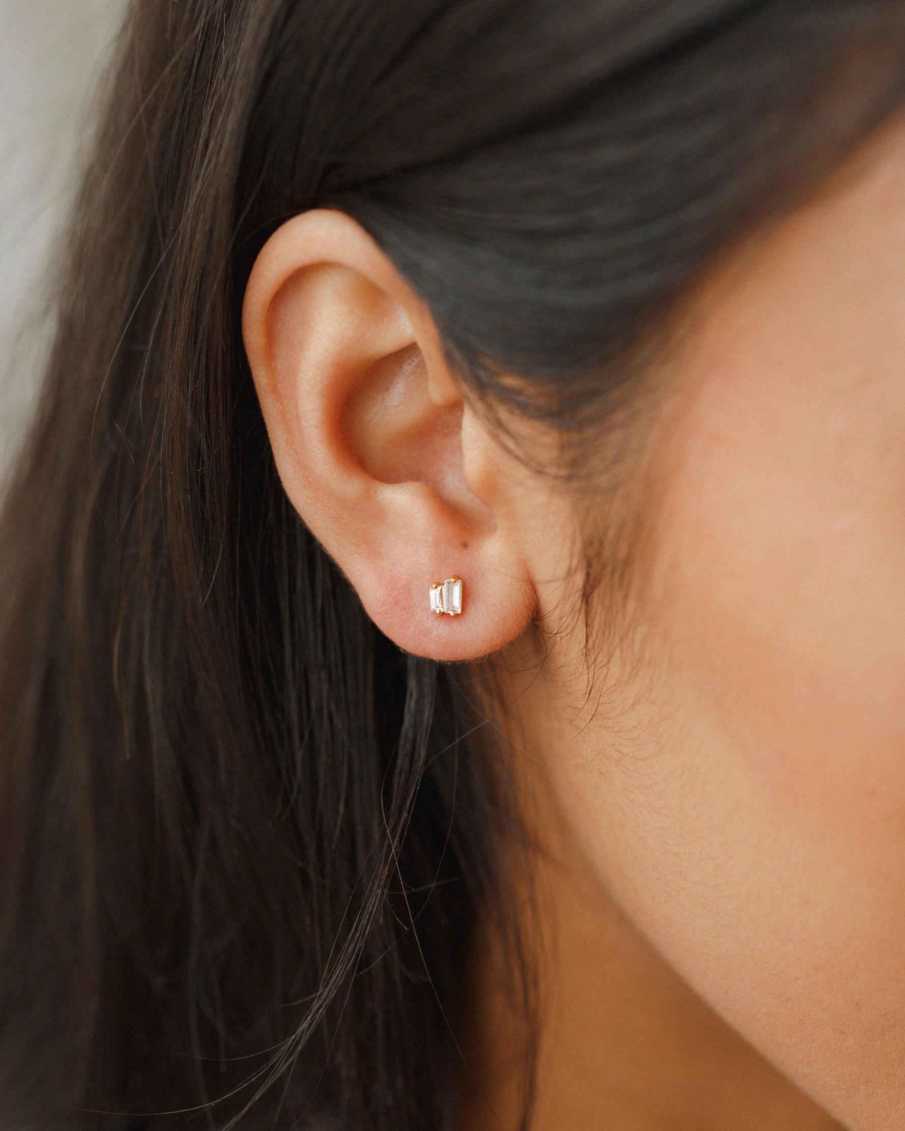 Jules White Sapphire Studs Exquisite Look