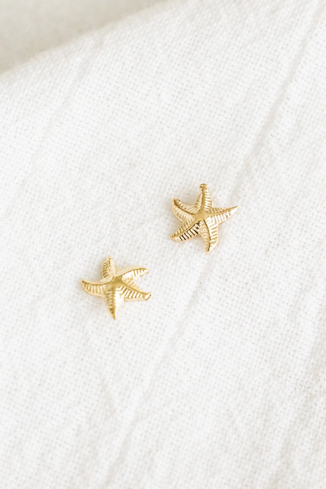 Curvy Starfish Studs Sturdy Look Attractive Must-Have