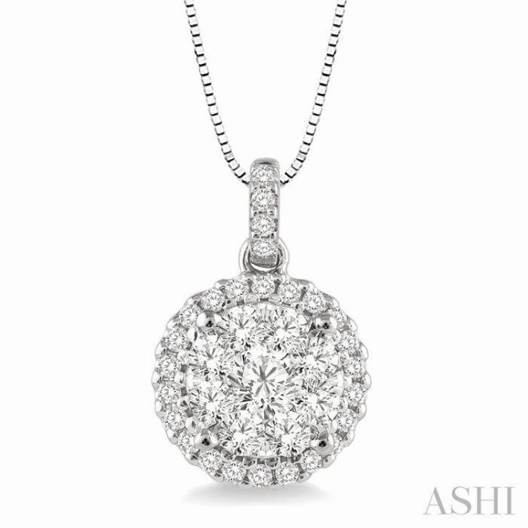 1/2 Ctw Lovebright Round Cut Diamond Pendant in 14K White Gold with Chain Family Gathering Piece