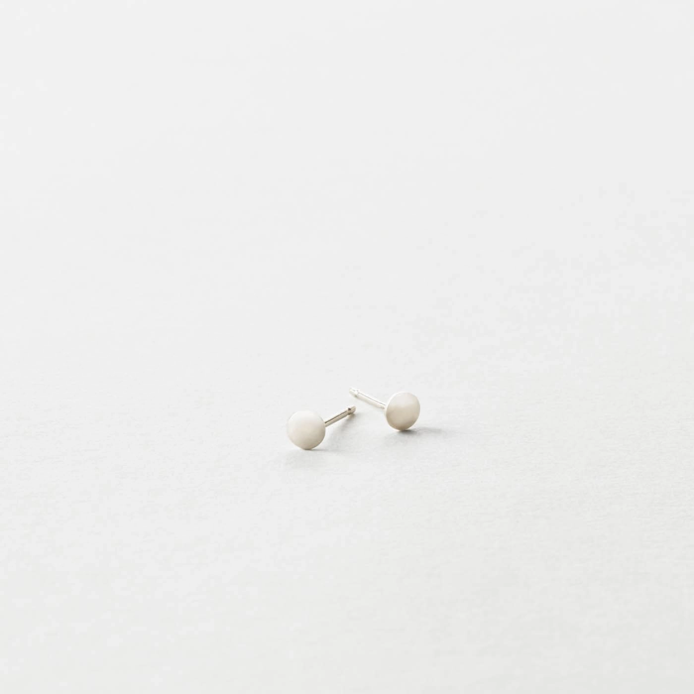 Marta Studs Retro Item Affordable Adornment