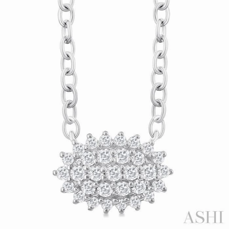 1/6 Ctw Petite East-West Set Oval Shape Round Cut Diamond Cluster Fashion Pendant With Chain in 10K White Gold Daily Casual