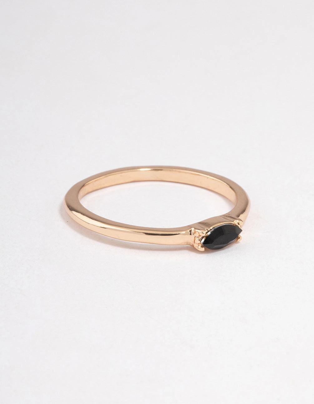 Black Oval Stone Ring Soft Tone
