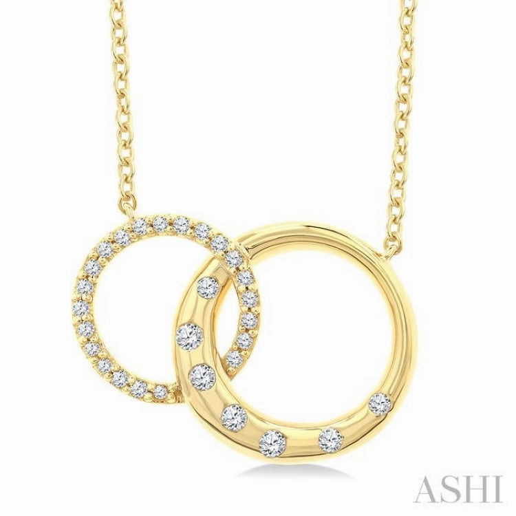Contemporary Ornament 1/6 Ctw Round Cut Diamond Interlocked Circles Mosaic Fashion Pendant With Chain in 10K Yellow Gold