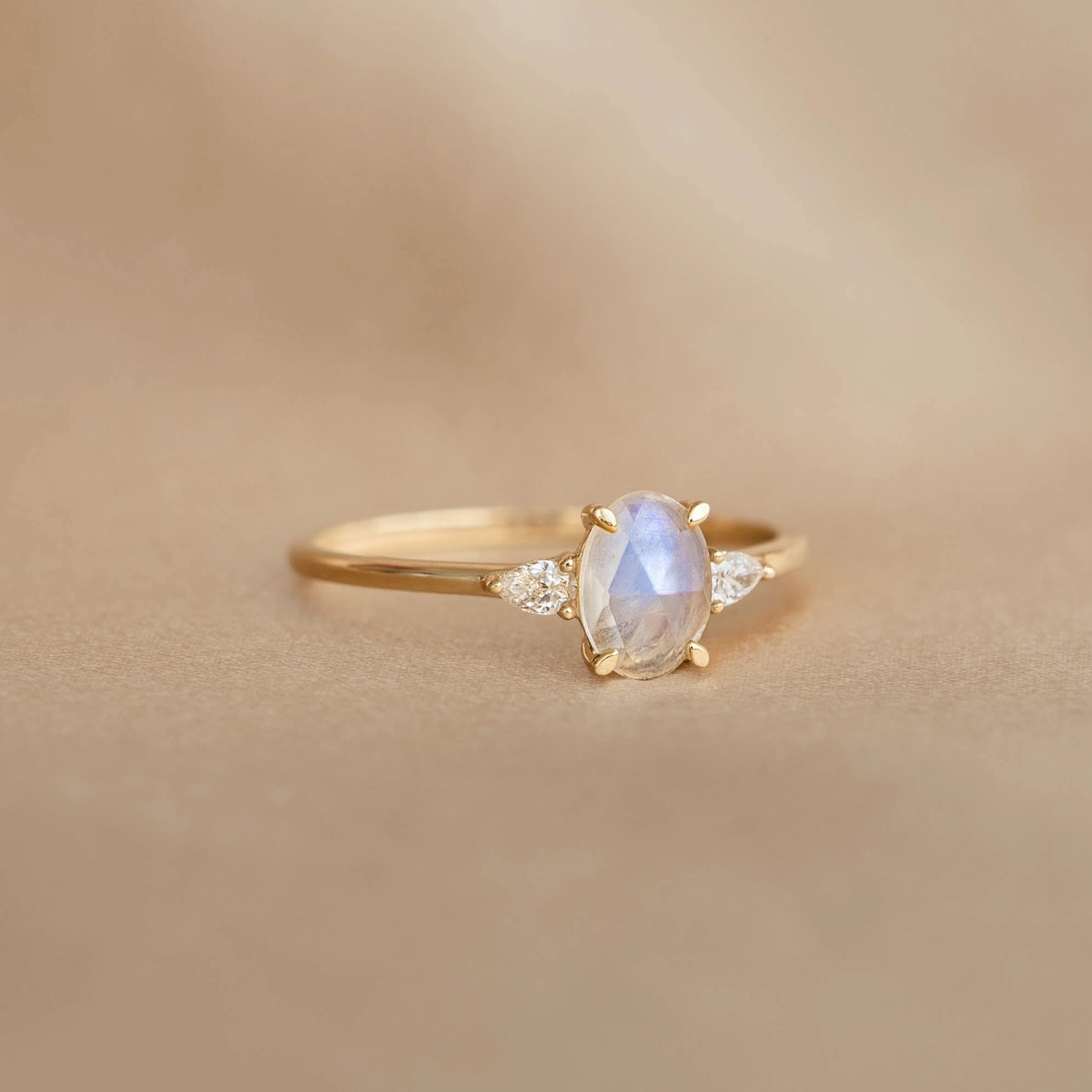 Iconic Accessory Moonstone and Diamond Ring 14k Gold - Maia