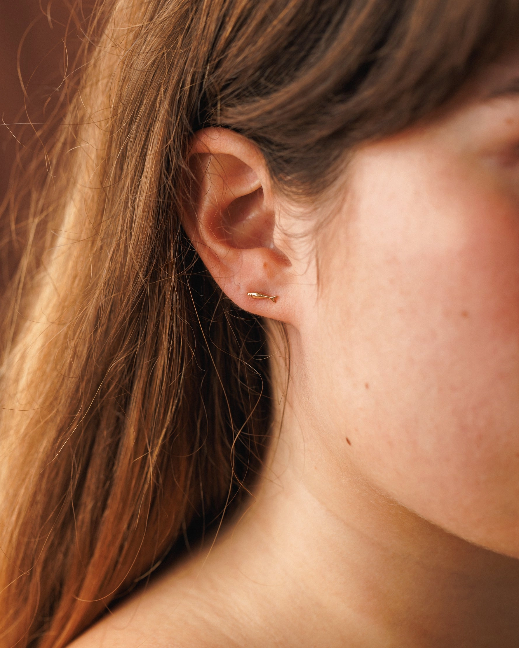 Grand Ornament Sardine Studs