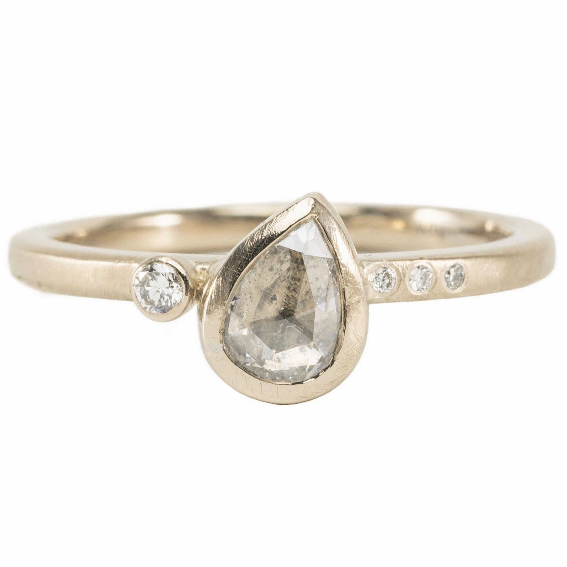 Flawless Style OOAK Pear Shaped White Diamond Ring   VS Accents - 14kpw Gold   Diamonds