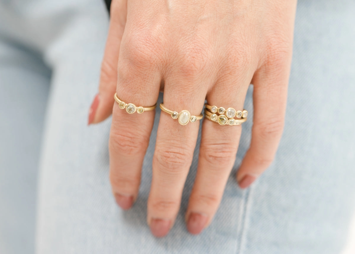 Petite Queen Bee Ring- 18ky   Diamonds Sophisticated Touch