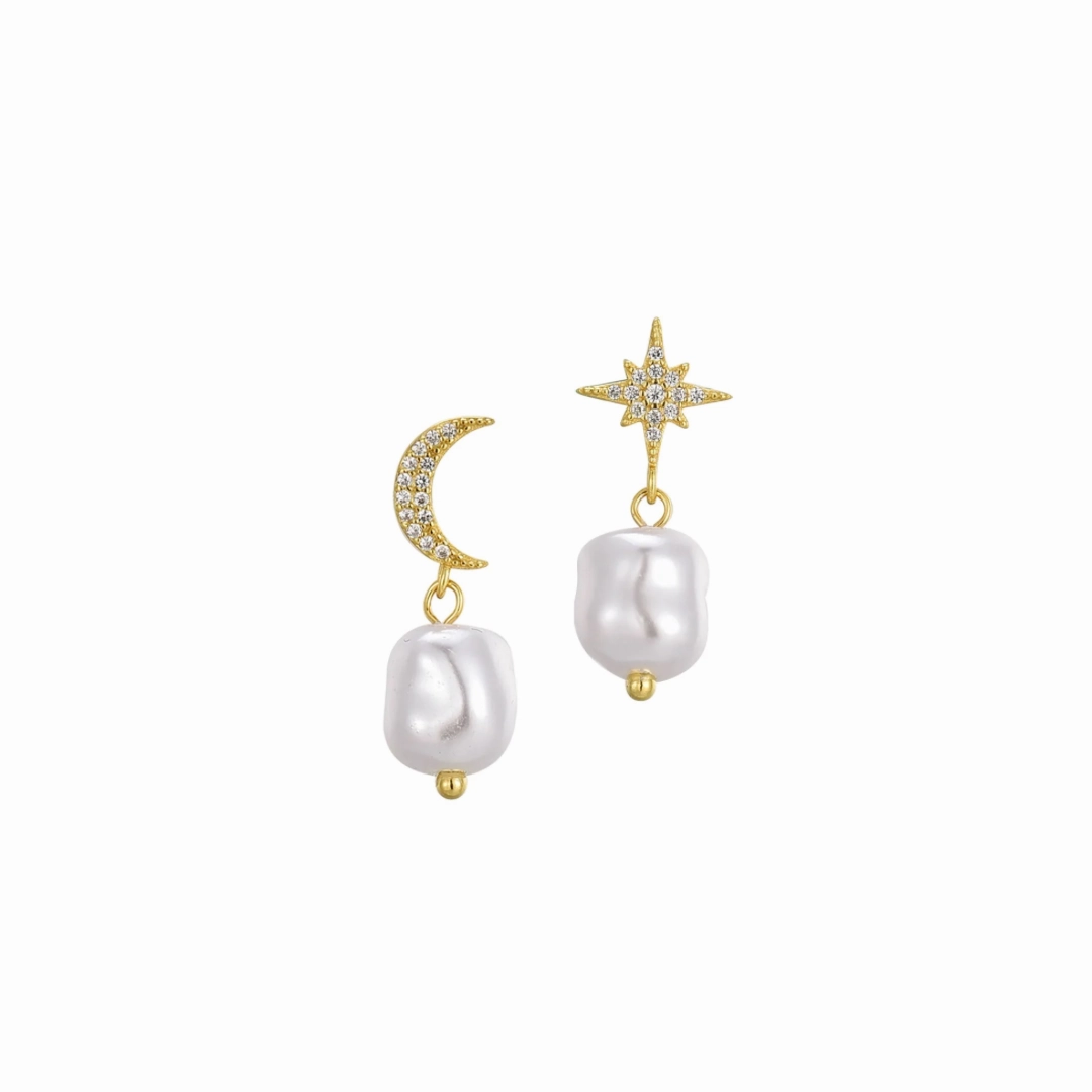 Brilliant Look Refined Accent Crescent Moon And Star Pearl Studs